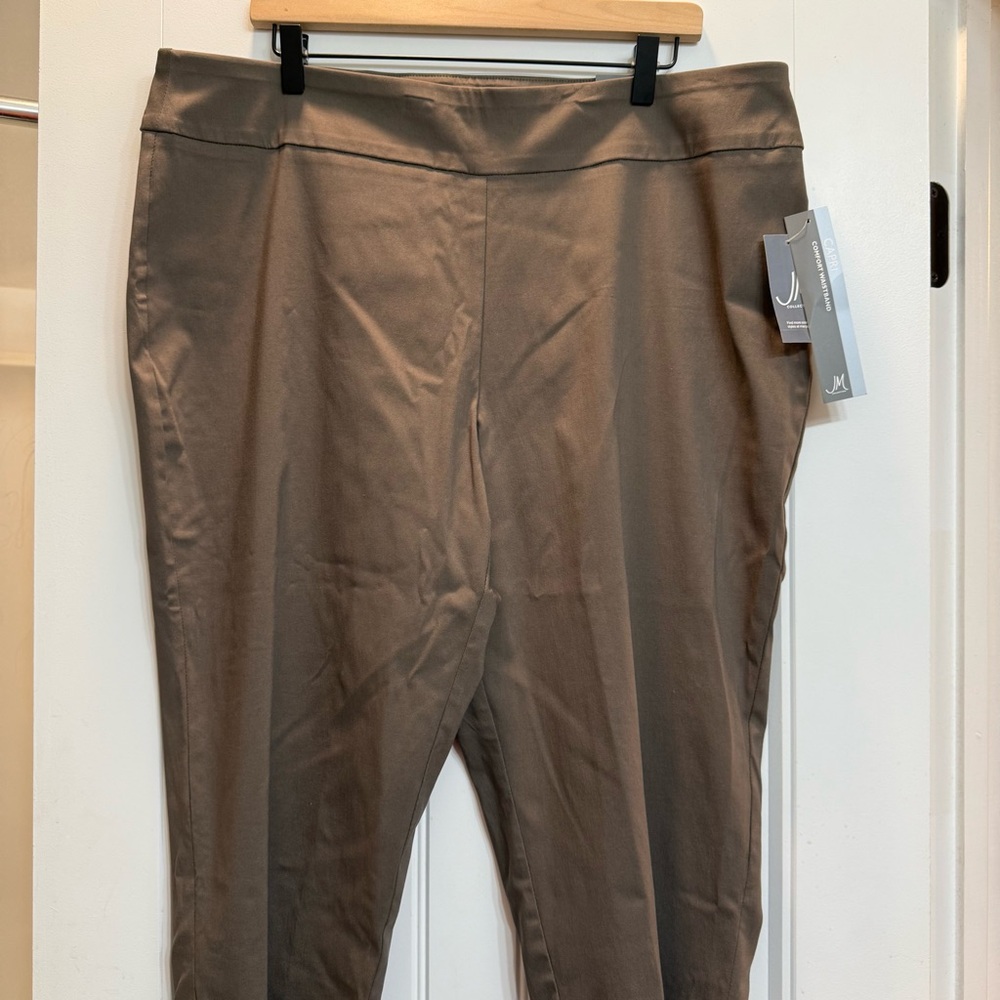 JM Collection Women's Brown pants